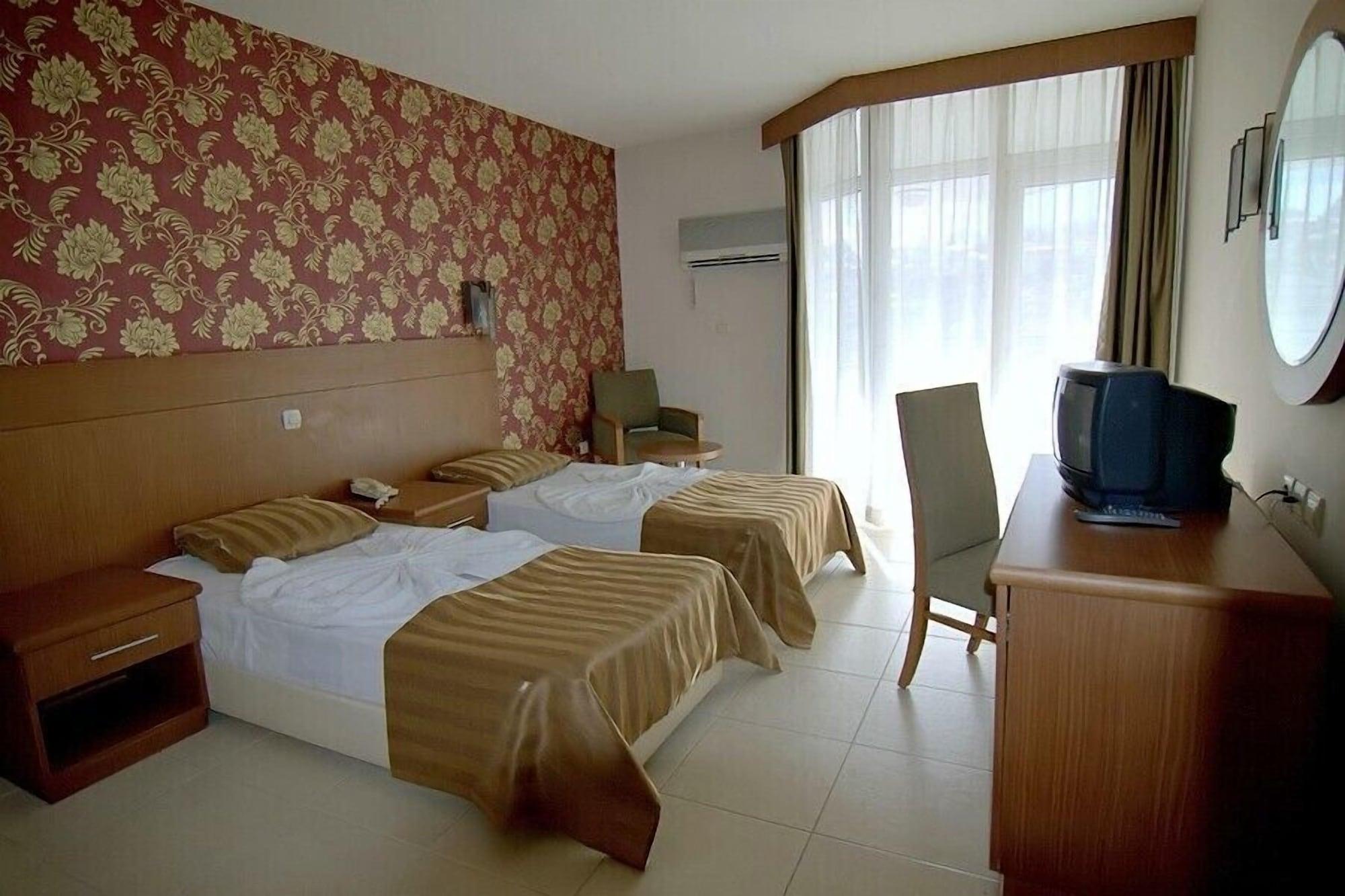Surtel Hotel Kusadasi Exterior foto