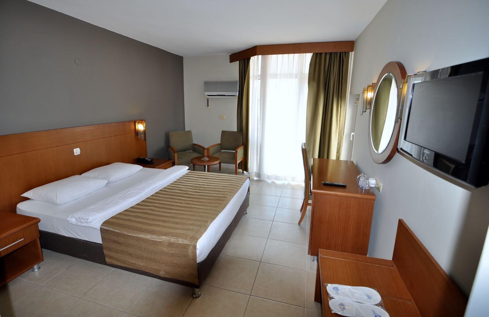 Surtel Hotel Kusadasi Exterior foto