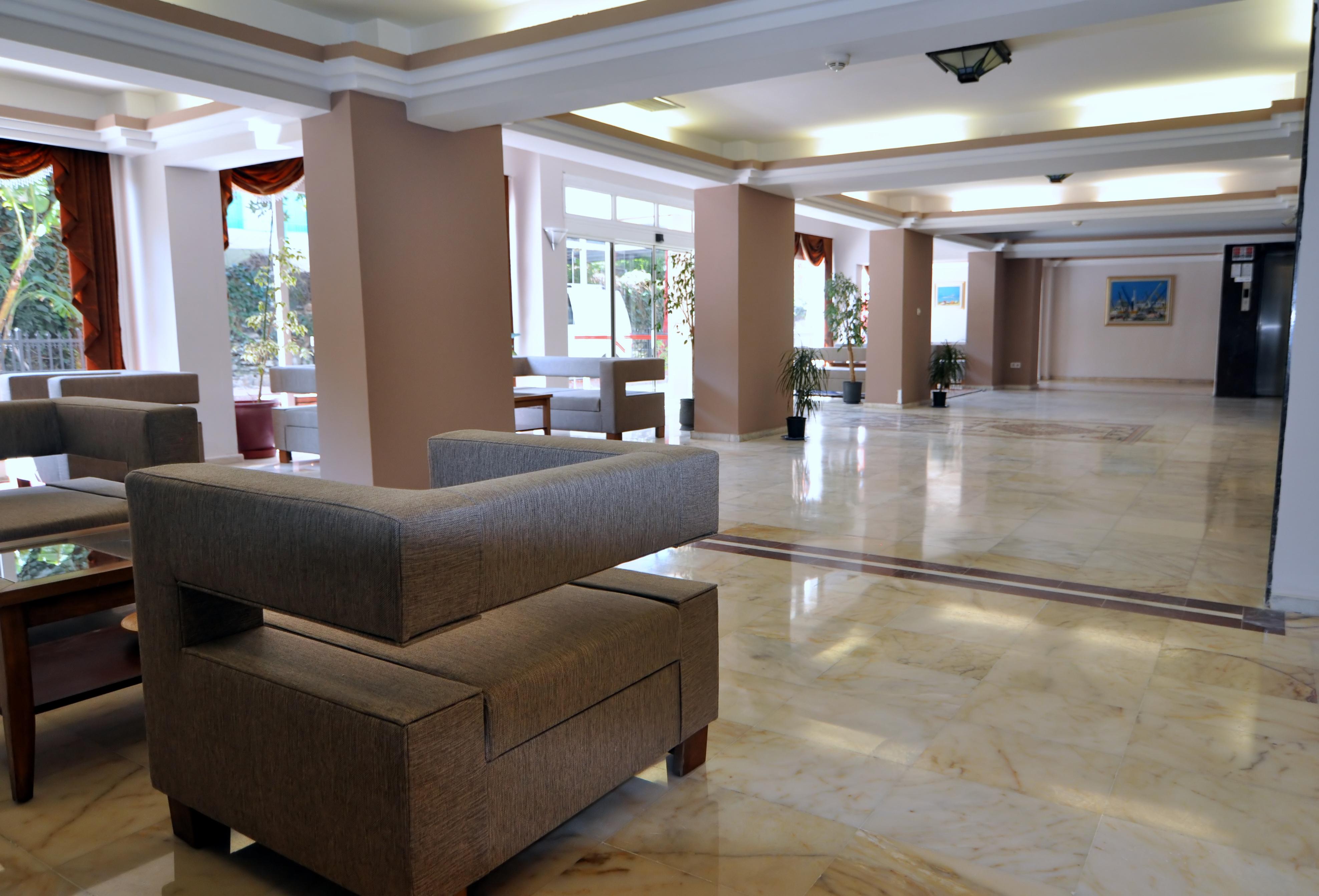 Surtel Hotel Kusadasi Exterior foto