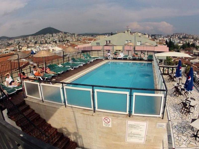 Surtel Hotel Kusadasi Exterior foto