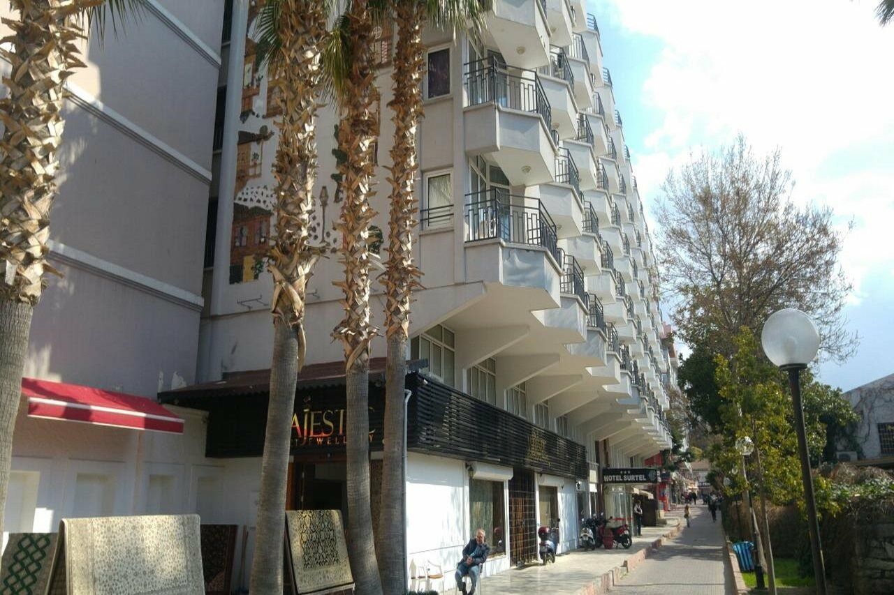 Surtel Hotel Kusadasi Exterior foto