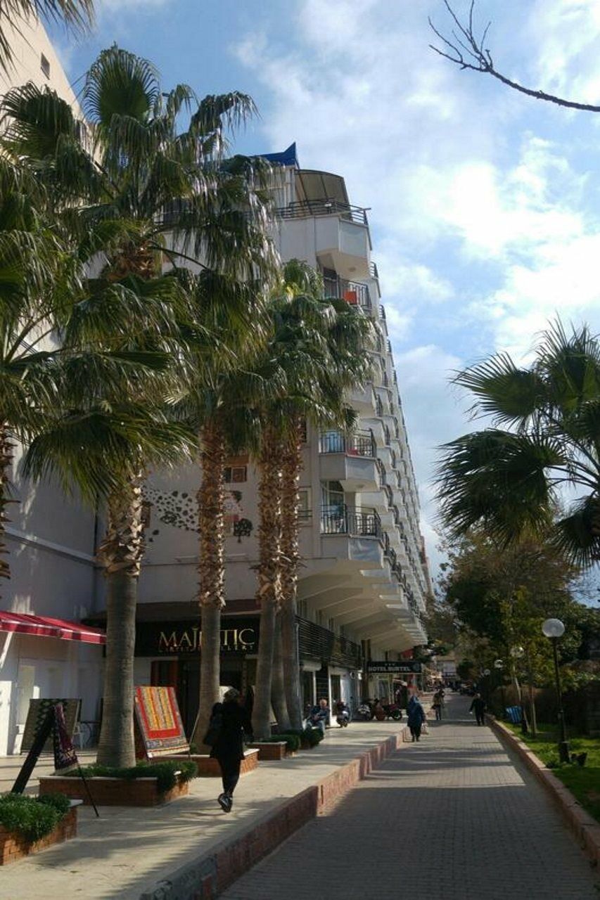 Surtel Hotel Kusadasi Exterior foto